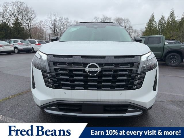 New 2026 Nissan Pathfinder Platinum image 2