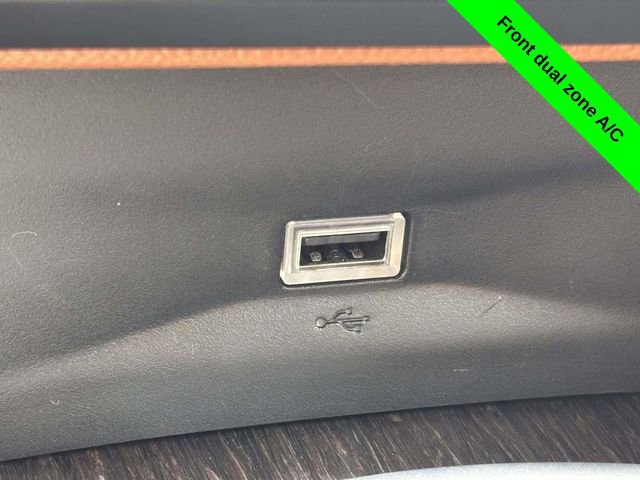 Used 2017 Alfa Romeo Giulia Ti w/ TI 19" Sport Package image 20