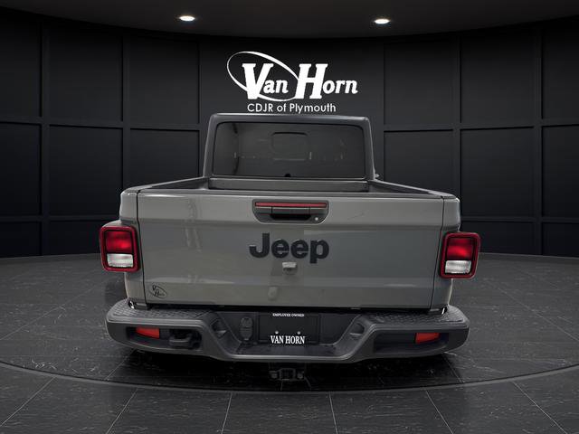 Used 2022 Jeep Gladiator Sport image 11