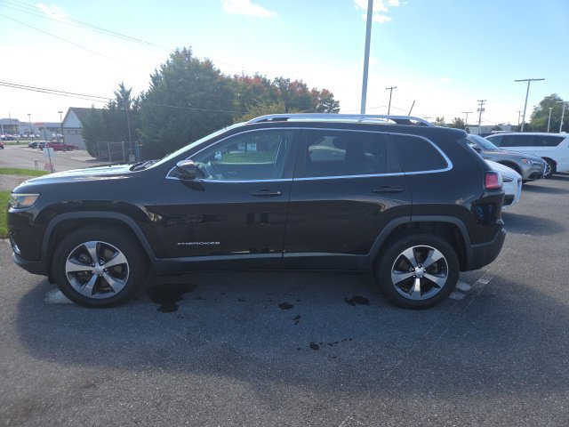 Used 2020 Jeep Cherokee Limited AWD/4WD image 13