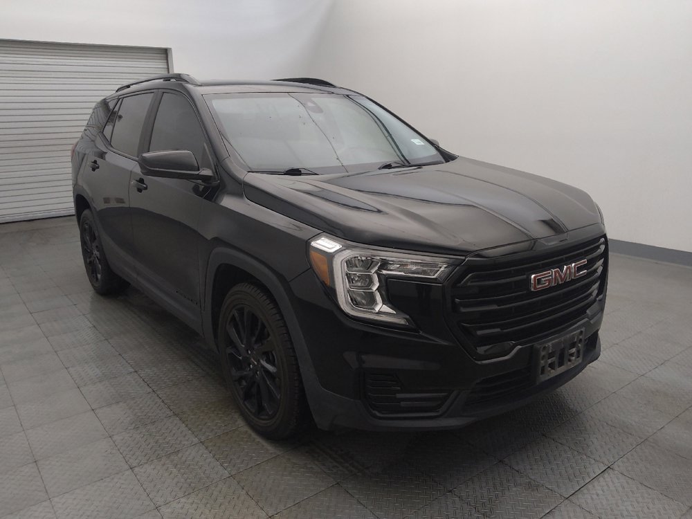 Used 2023 GMC Terrain SLE w/ Driver Convenience Package FWD image 13