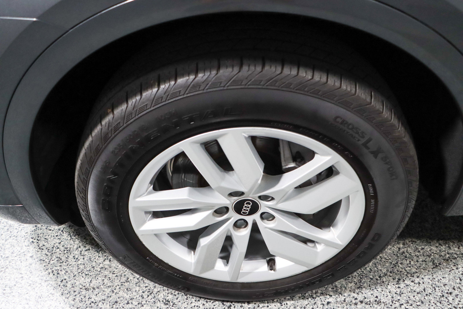 Used 2023 Audi Q5 2.0T Premium w/ Convenience Package image 11