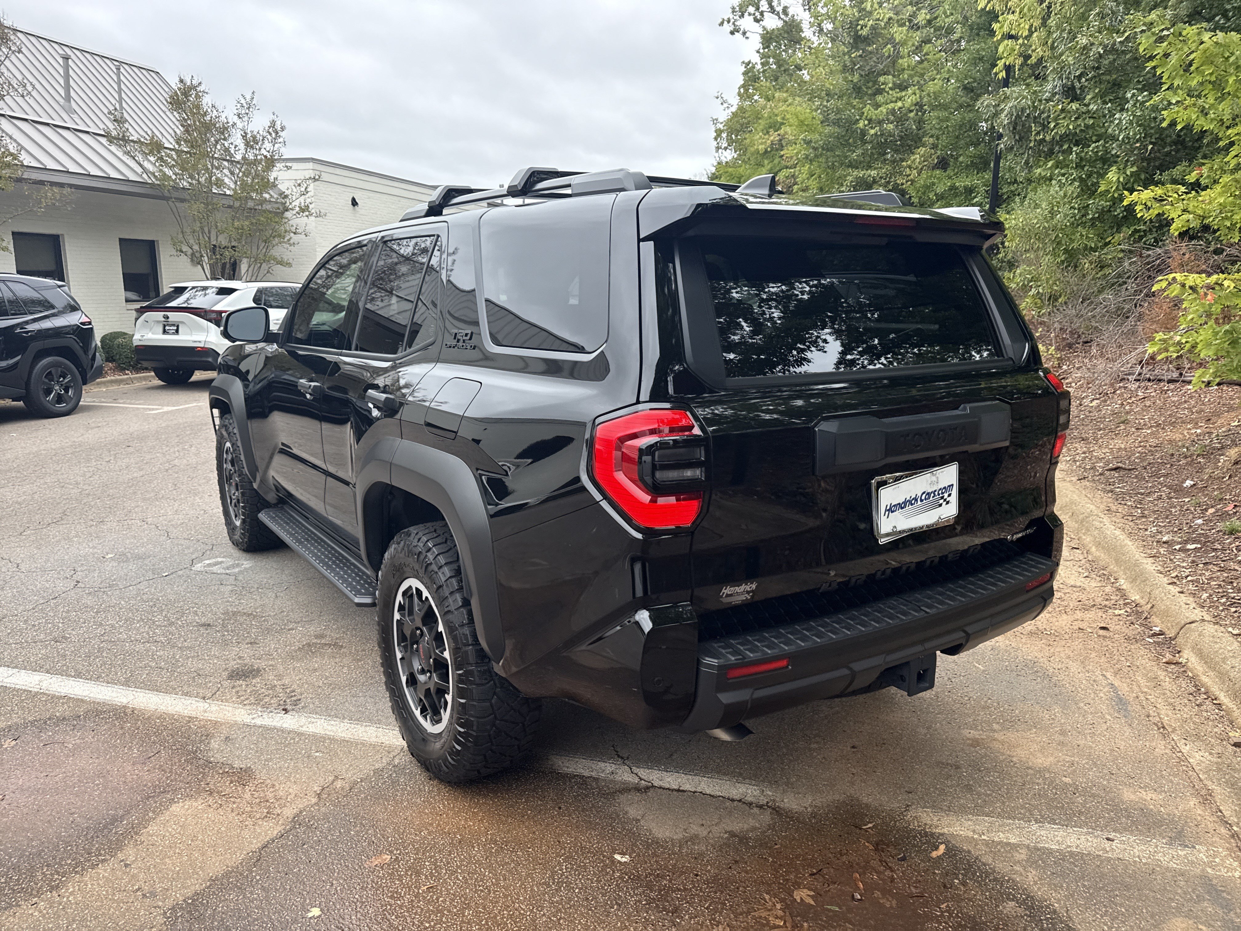 Used 2025 Toyota 4Runner TRD Off-Road Premium AWD/4WD image 8