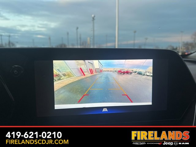 Used 2025 Chevrolet Trax LT image 25