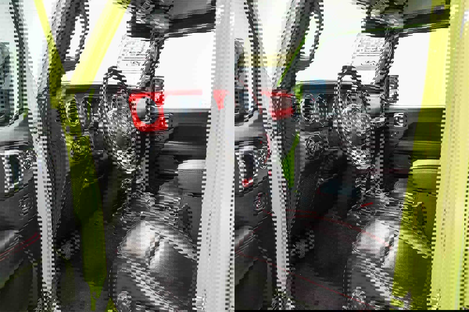 Used 2021 Jeep Wrangler Unlimited Rubicon w/ Xtreme Recon 35" Tire Package image 17