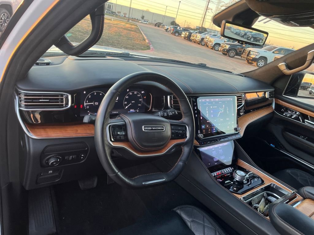 Used 2024 Jeep Grand Wagoneer L Series III image 17