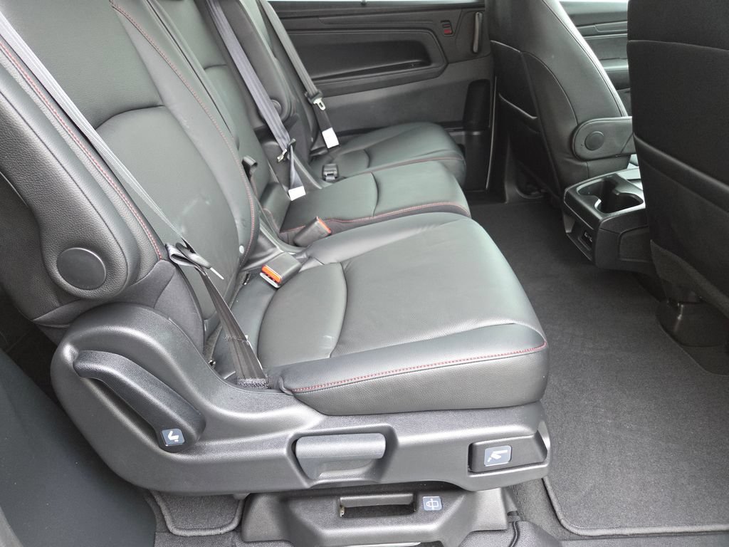 Certified 2023 Honda Odyssey Sport image 29