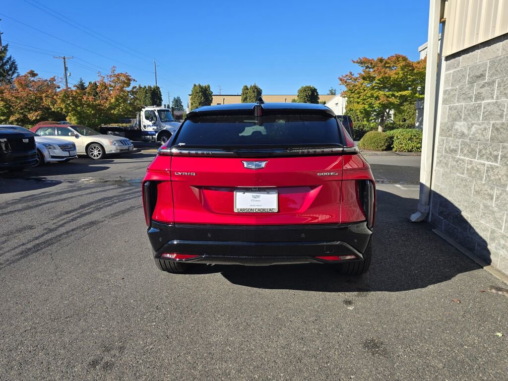 New 2025 Cadillac Lyriq Sport image 5