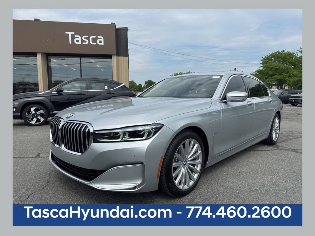 Used 2020 BMW 740i RWD image 1