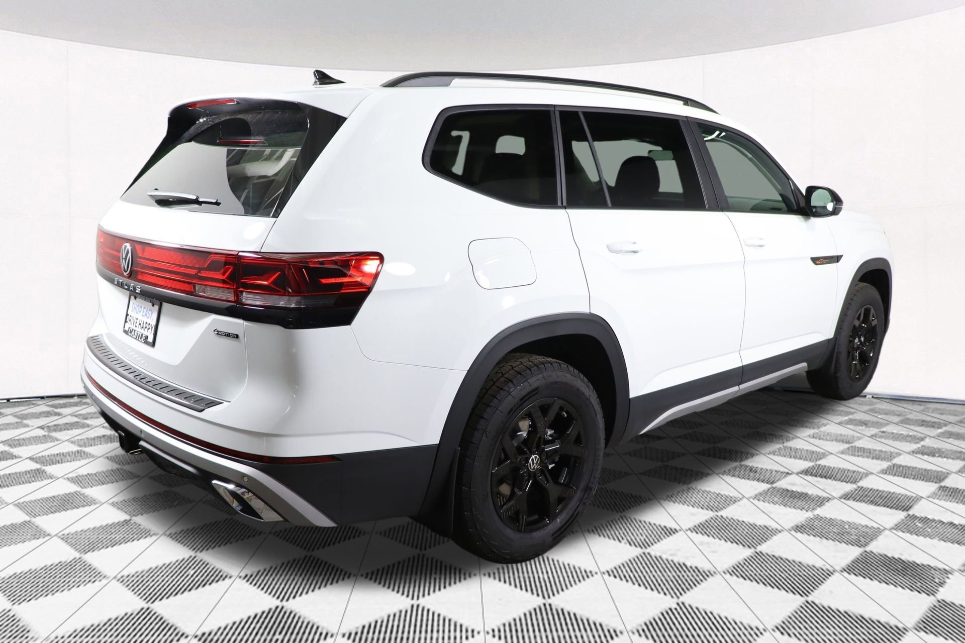 Used 2025 Volkswagen Atlas Peak Edition SE image 26