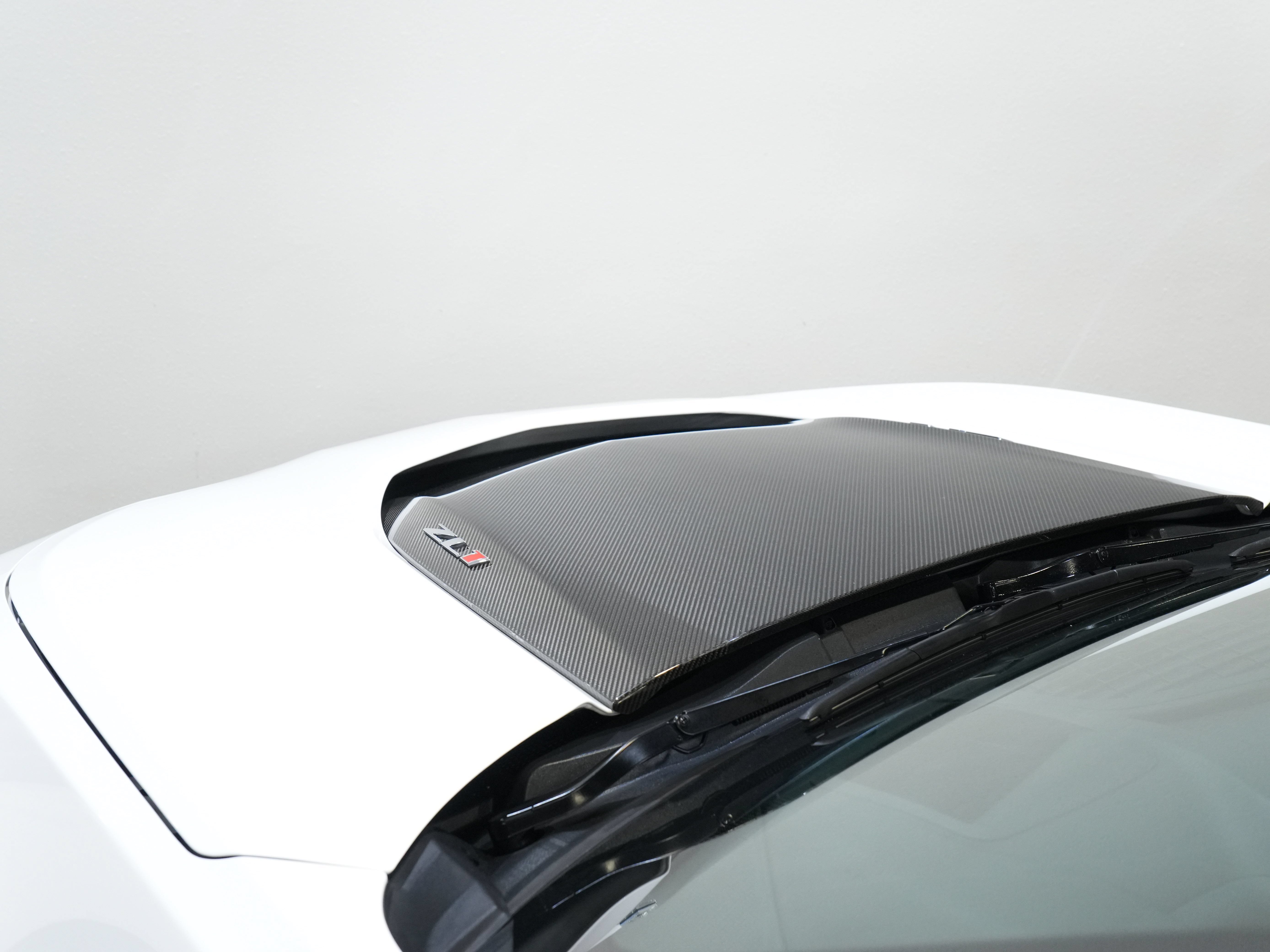 Used 2018 Chevrolet Camaro ZL1 RWD image 22