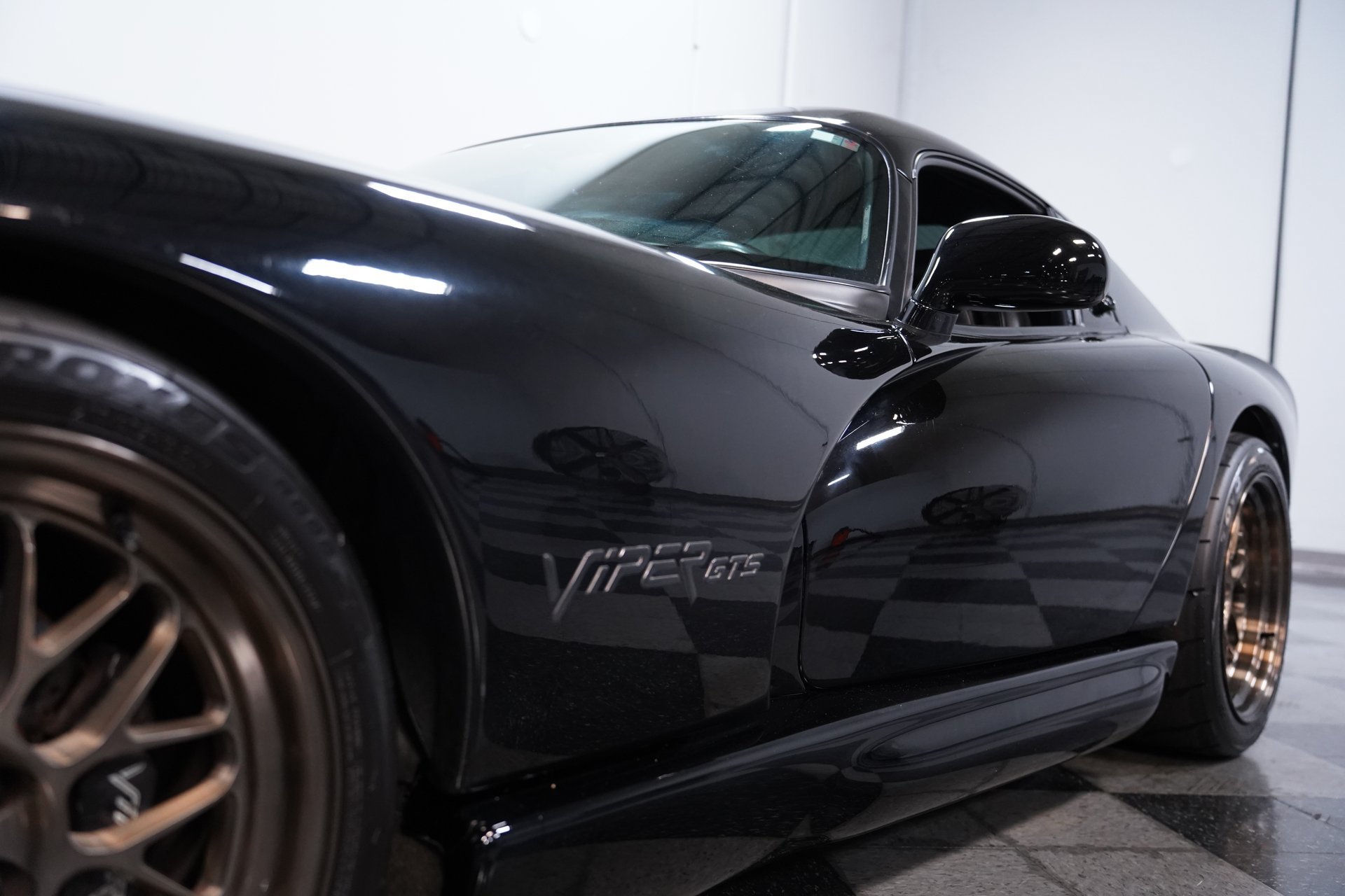 Used 2000 Dodge Viper GTS RWD image 18