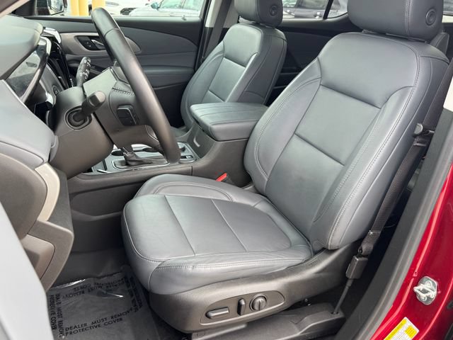 Used 2020 Chevrolet Traverse LT w/ LT Premium Package AWD/4WD image 16