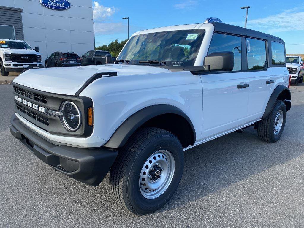 New 2025 Ford Bronco 4-Door AWD/4WD image 5
