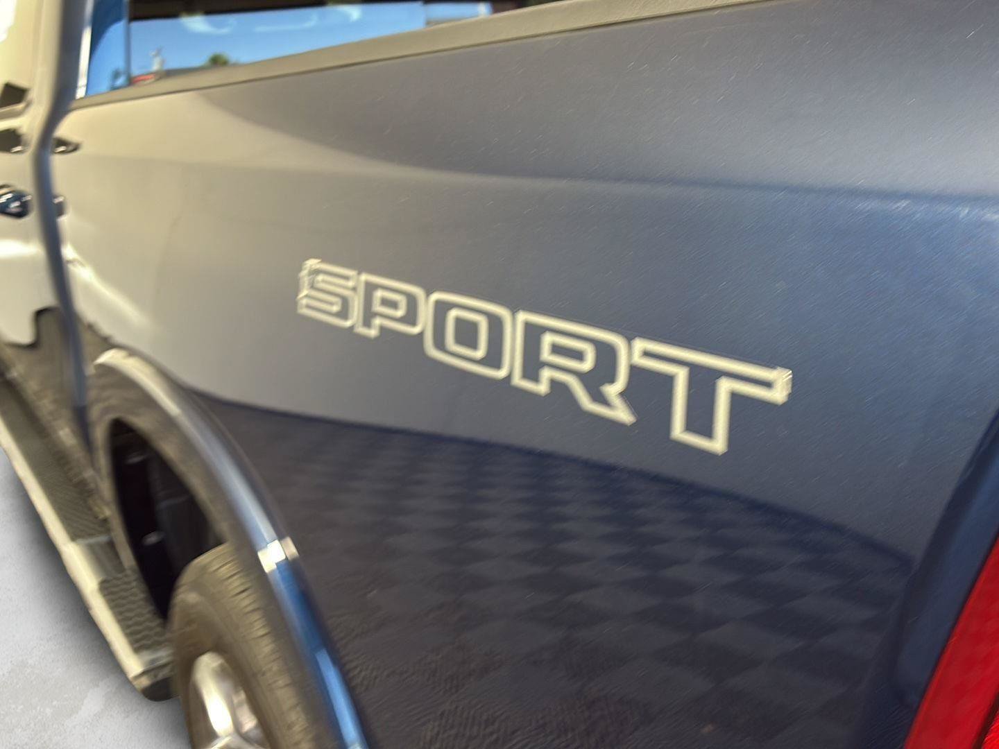 Used 2020 RAM 1500 Laramie w/ Sport Appearance Package AWD/4WD image 8