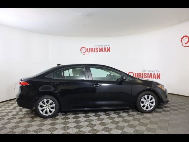 Used 2023 Toyota Corolla LE image 14