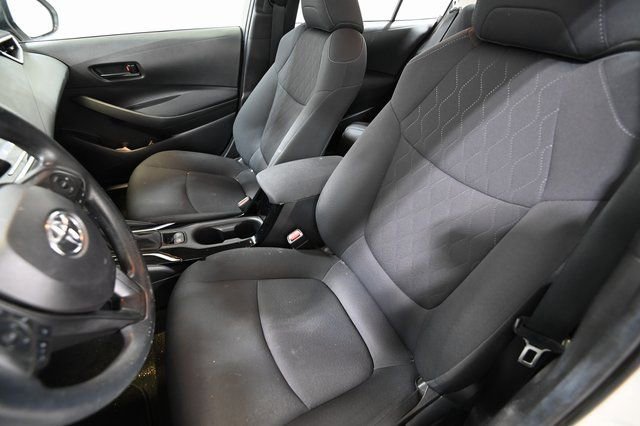 Used 2022 Toyota Corolla LE image 7