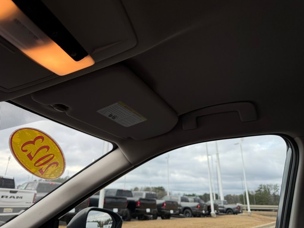 Used 2023 Nissan Rogue S image 21