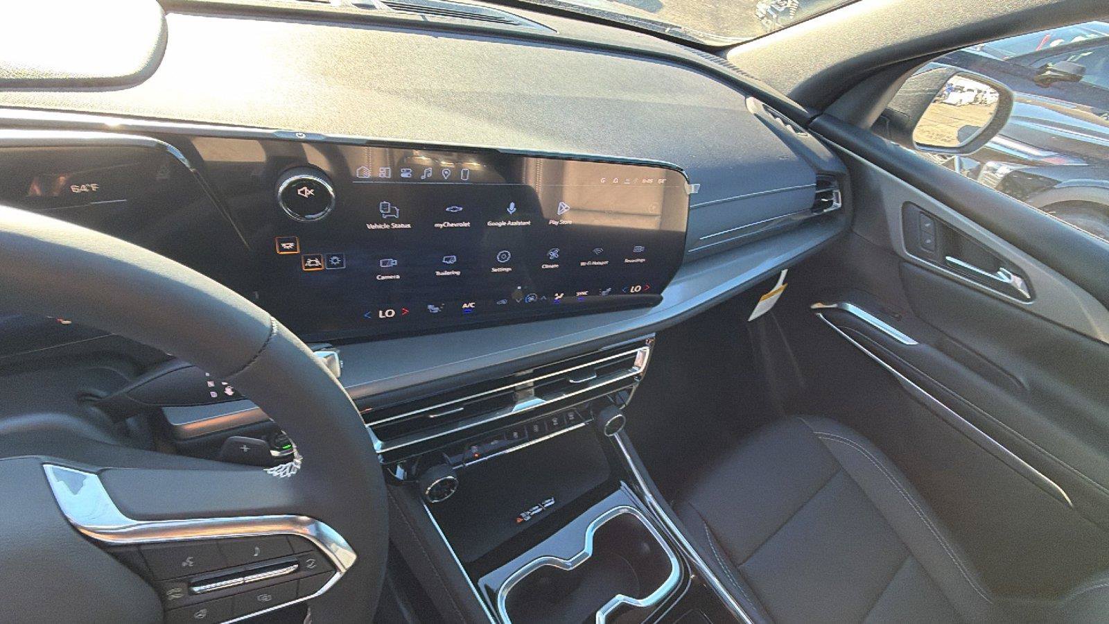 New 2027 Chevrolet Traverse LT w/ Driver Confidence Package FWD image 5