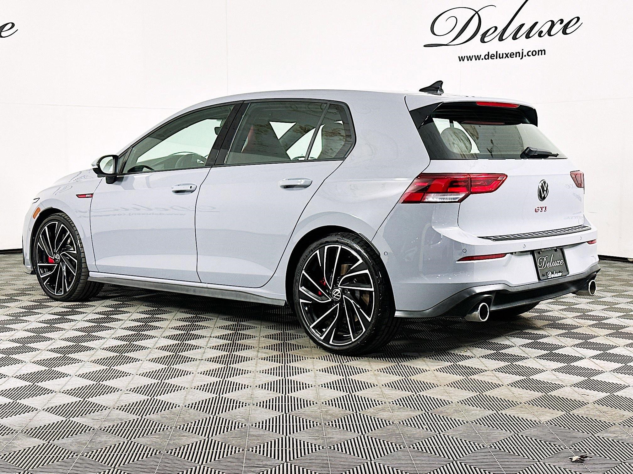 Used 2024 Volkswagen GTI Autobahn FWD image 4