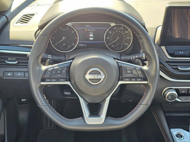Used 2023 Nissan Altima 2.5 SR w/ SR Premium Package FWD image 25