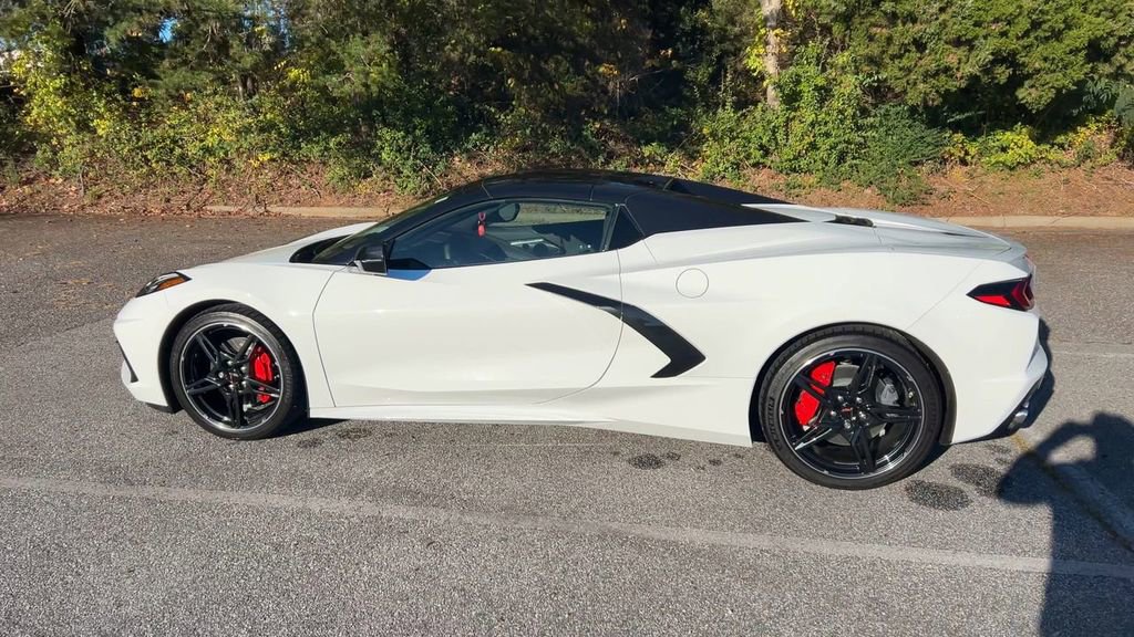 Used 2024 Chevrolet Corvette Stingray Premium Conv w/ Stealth Interior Trim Package image 34