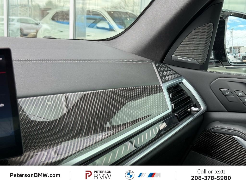 Used 2025 BMW X5 M60i image 32