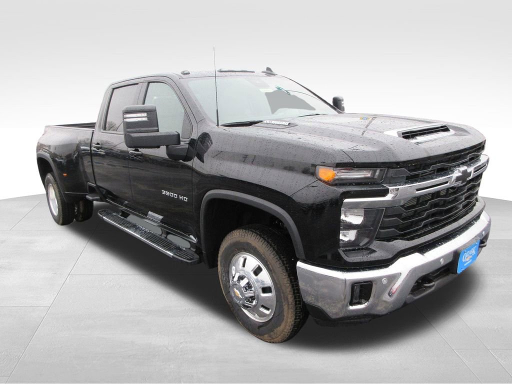 New 2026 Chevrolet Silverado 3500 LT w/ All Star Edition image 7
