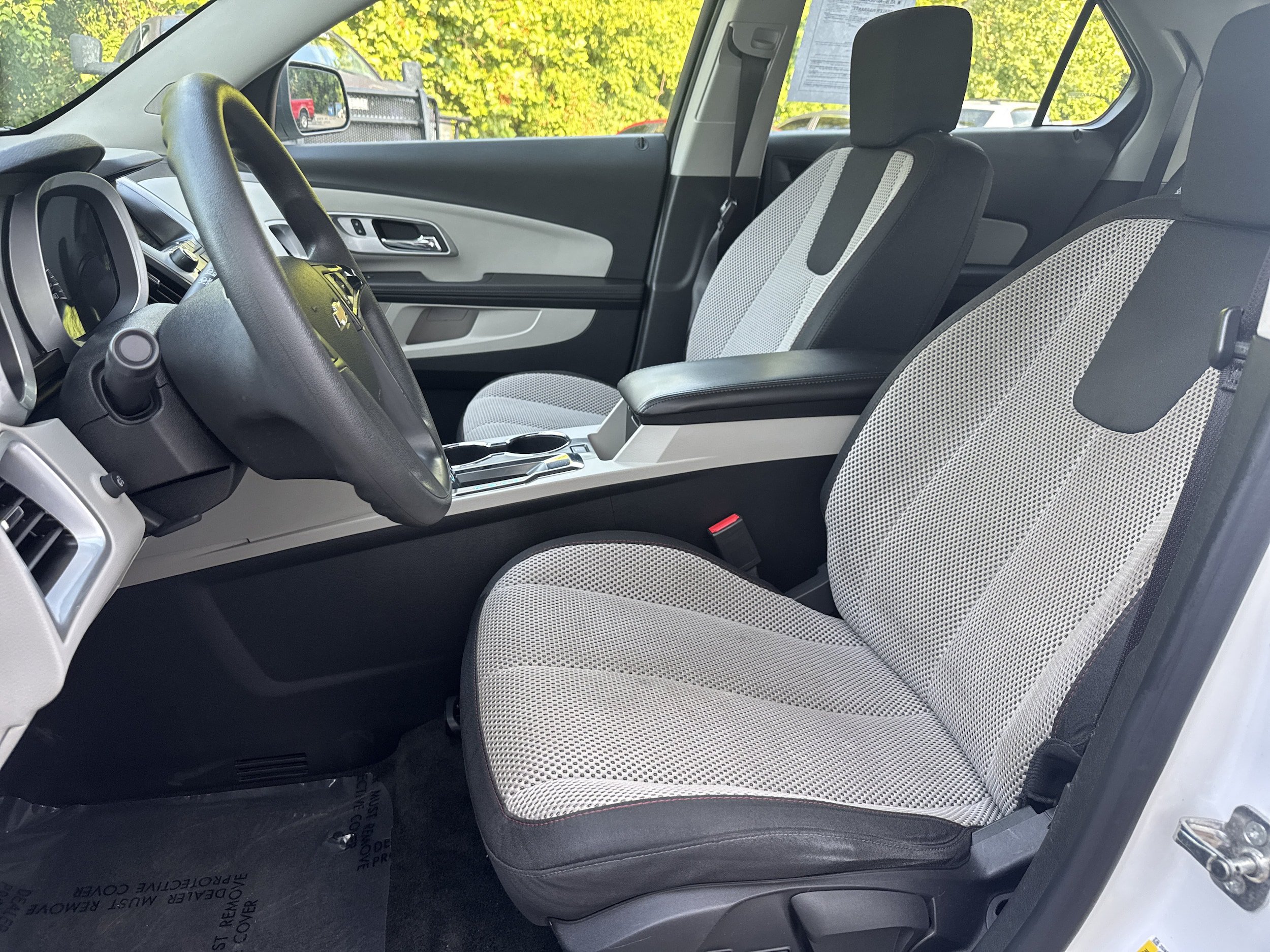 Used 2017 Chevrolet Equinox LS AWD/4WD image 5