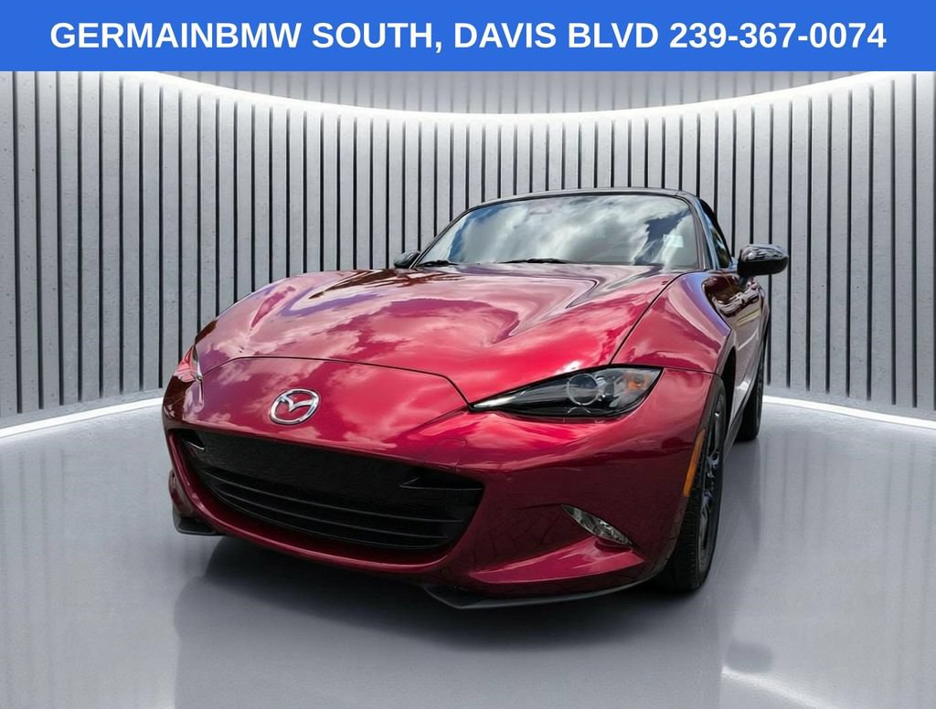 Used 2021 MAZDA MX-5 Miata Sport RWD image 9