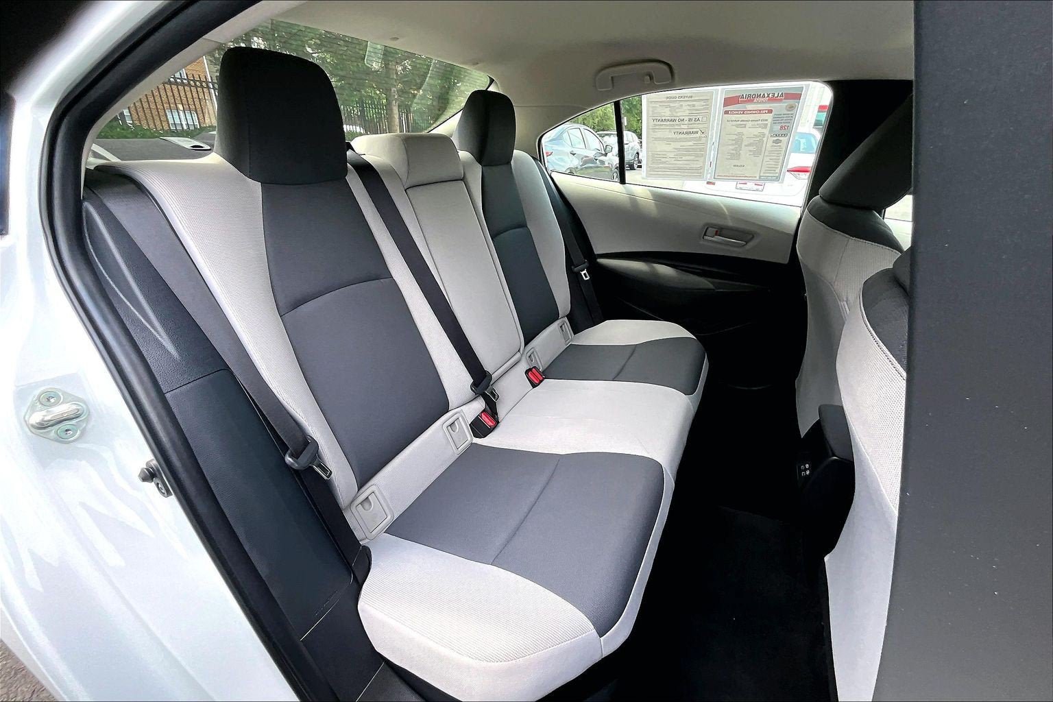 Used 2023 Toyota Corolla LE FWD image 25
