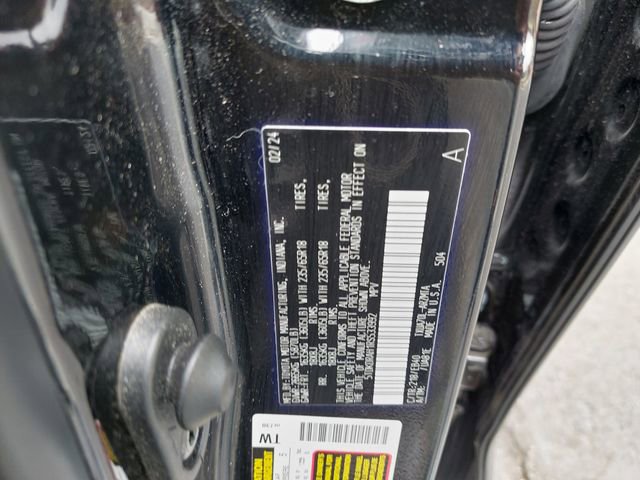 Used 2024 Toyota Highlander XLE FWD image 44