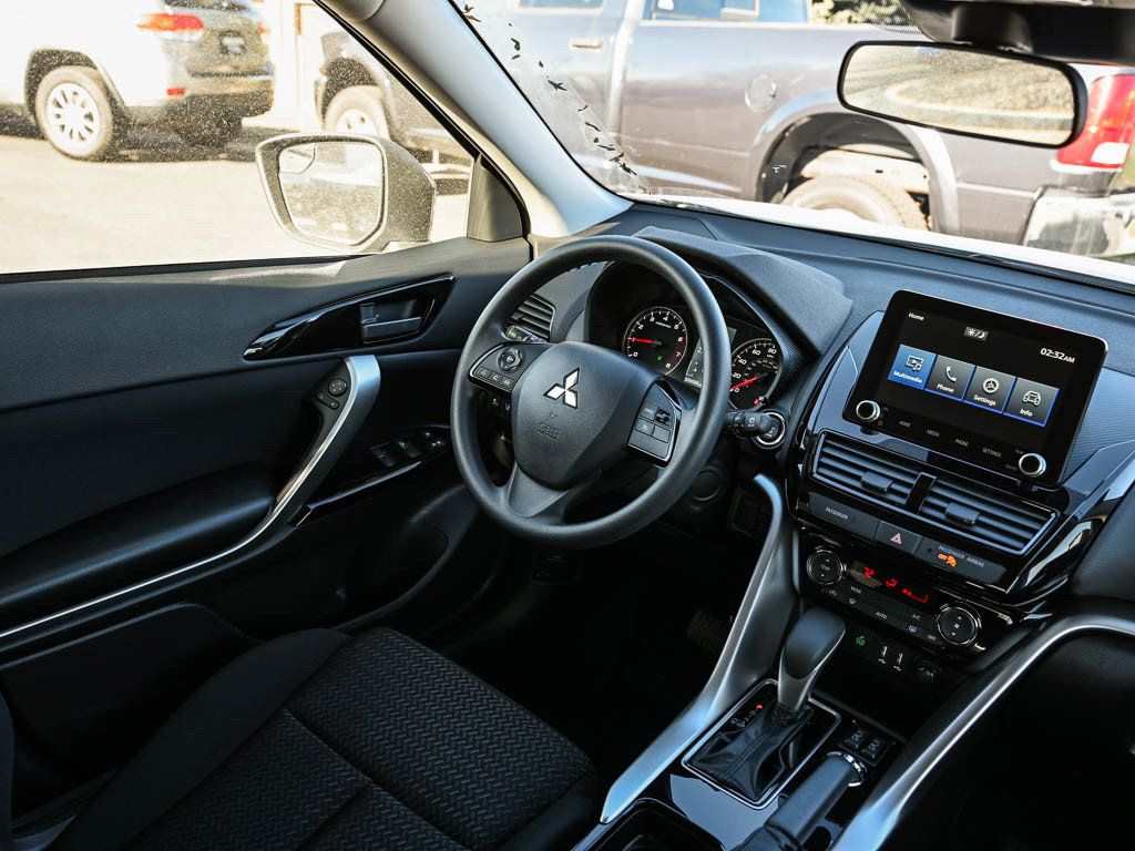 New 2026 Mitsubishi Eclipse Cross LE image 13