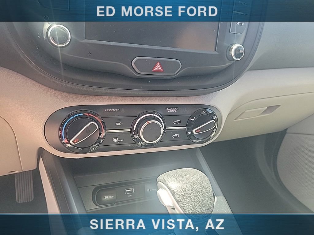 Used 2025 Kia Soul LX FWD image 26