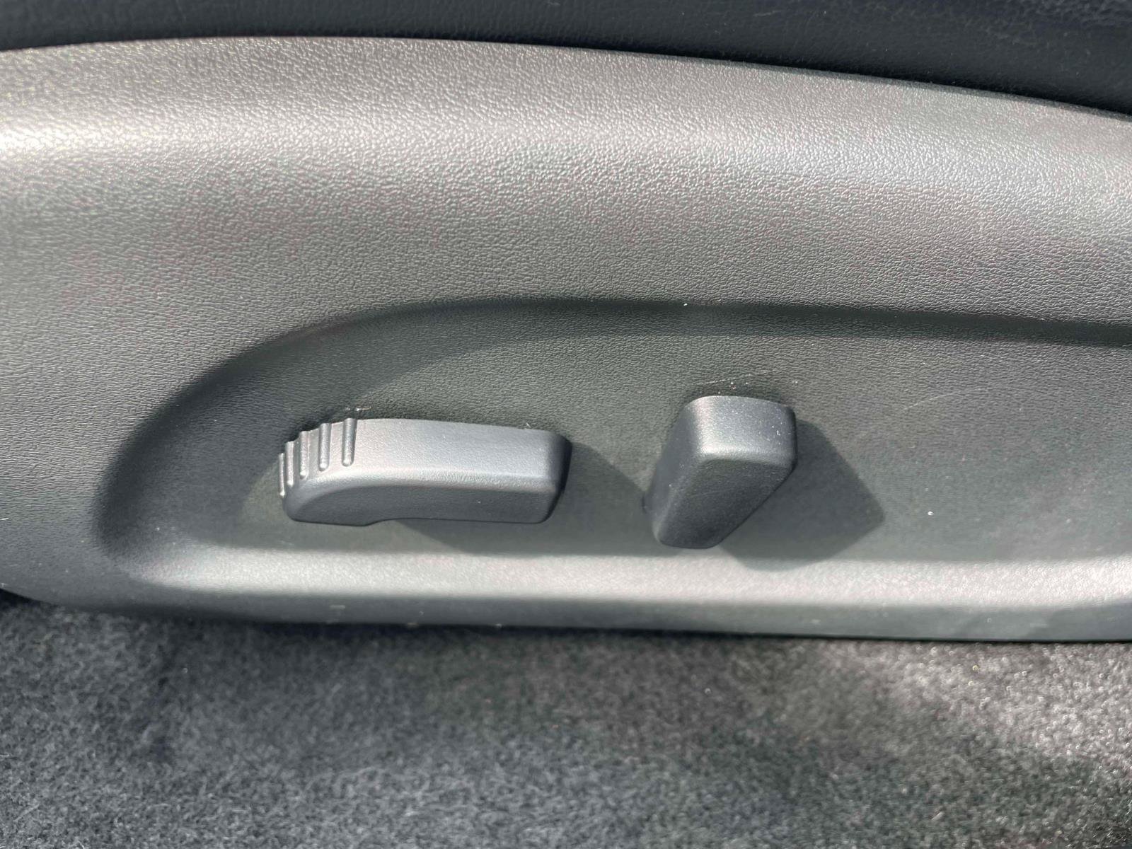 Used 2019 Nissan Pathfinder SV w/ Rock Creek Edition AWD/4WD image 13
