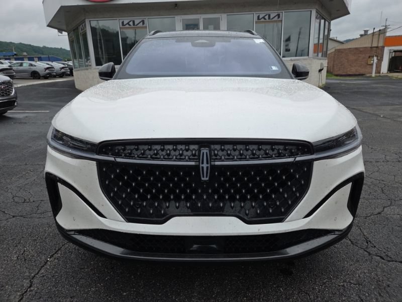 Used 2025 Lincoln Nautilus Reserve w/ Jet Appearance Package AWD/4WD video 2