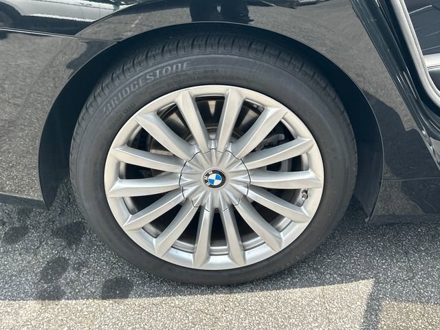 Used 2020 BMW 740i w/ Premium Package RWD image 17