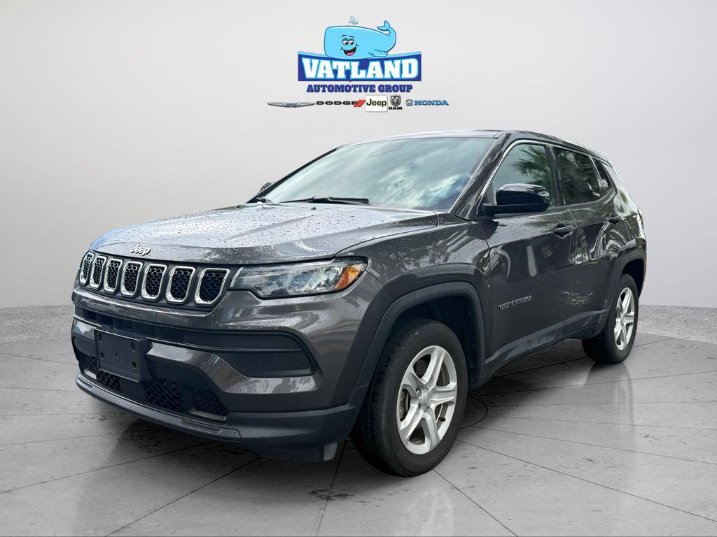 Used 2023 Jeep Compass Sport image 1