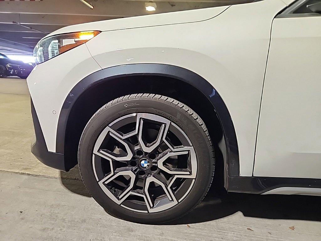 Used 2023 BMW X1 xDrive28i image 8