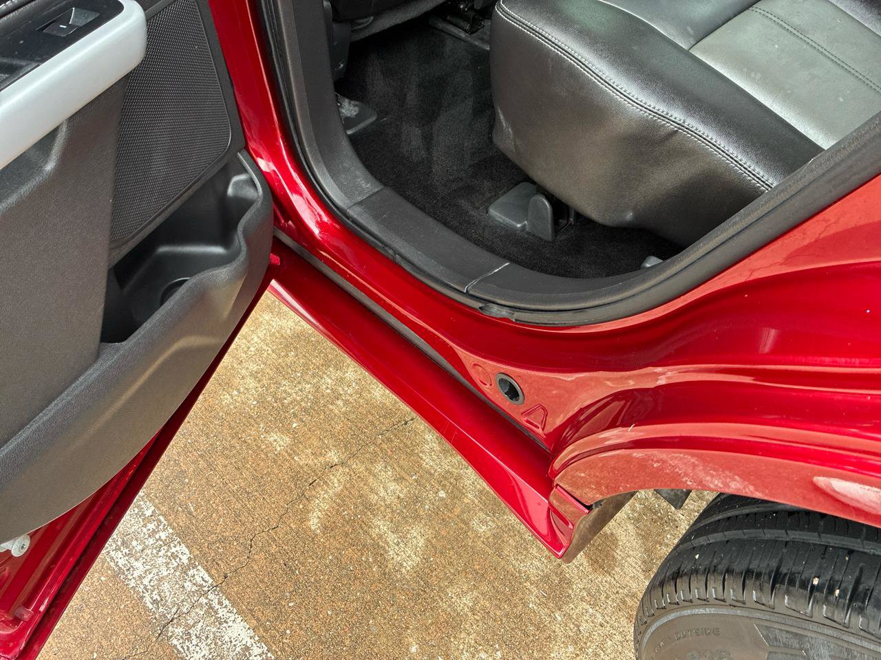 Used 2014 Ford Edge Sport w/ Driver Entry Package FWD image 31