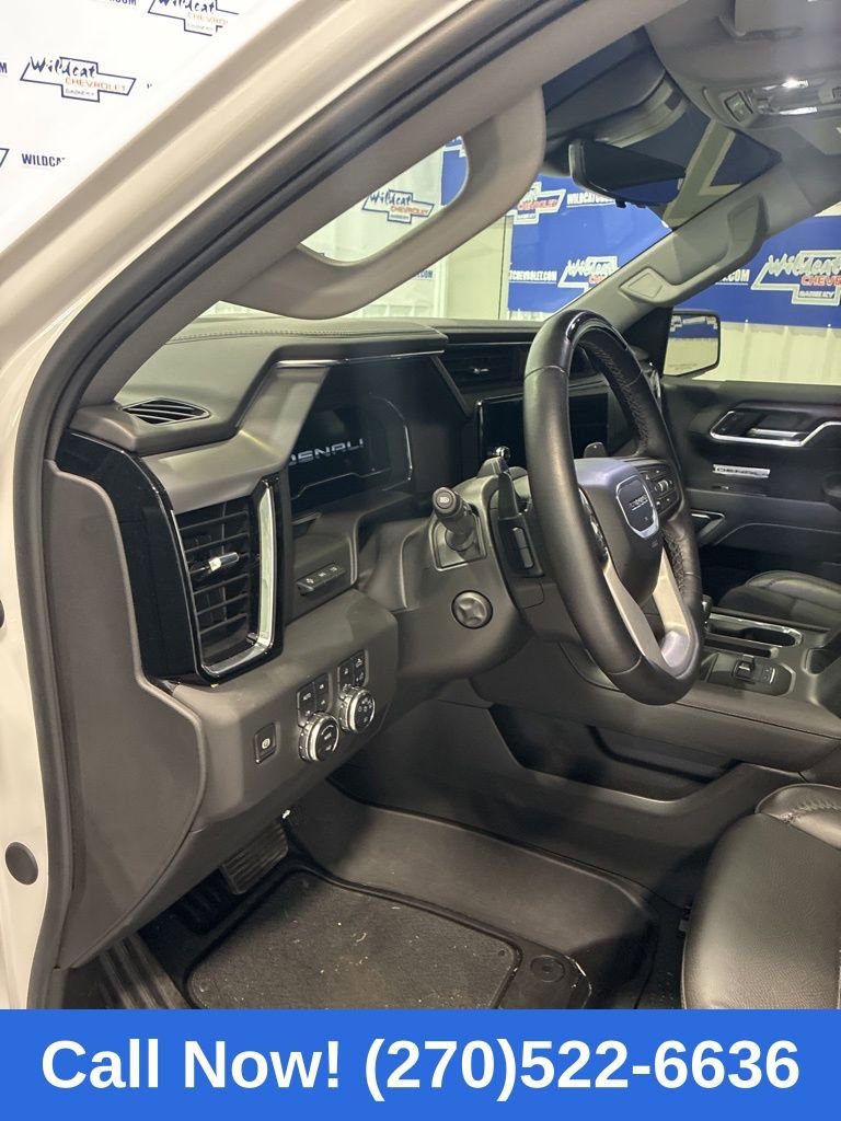 Used 2025 GMC Sierra 1500 Denali AWD/4WD image 18