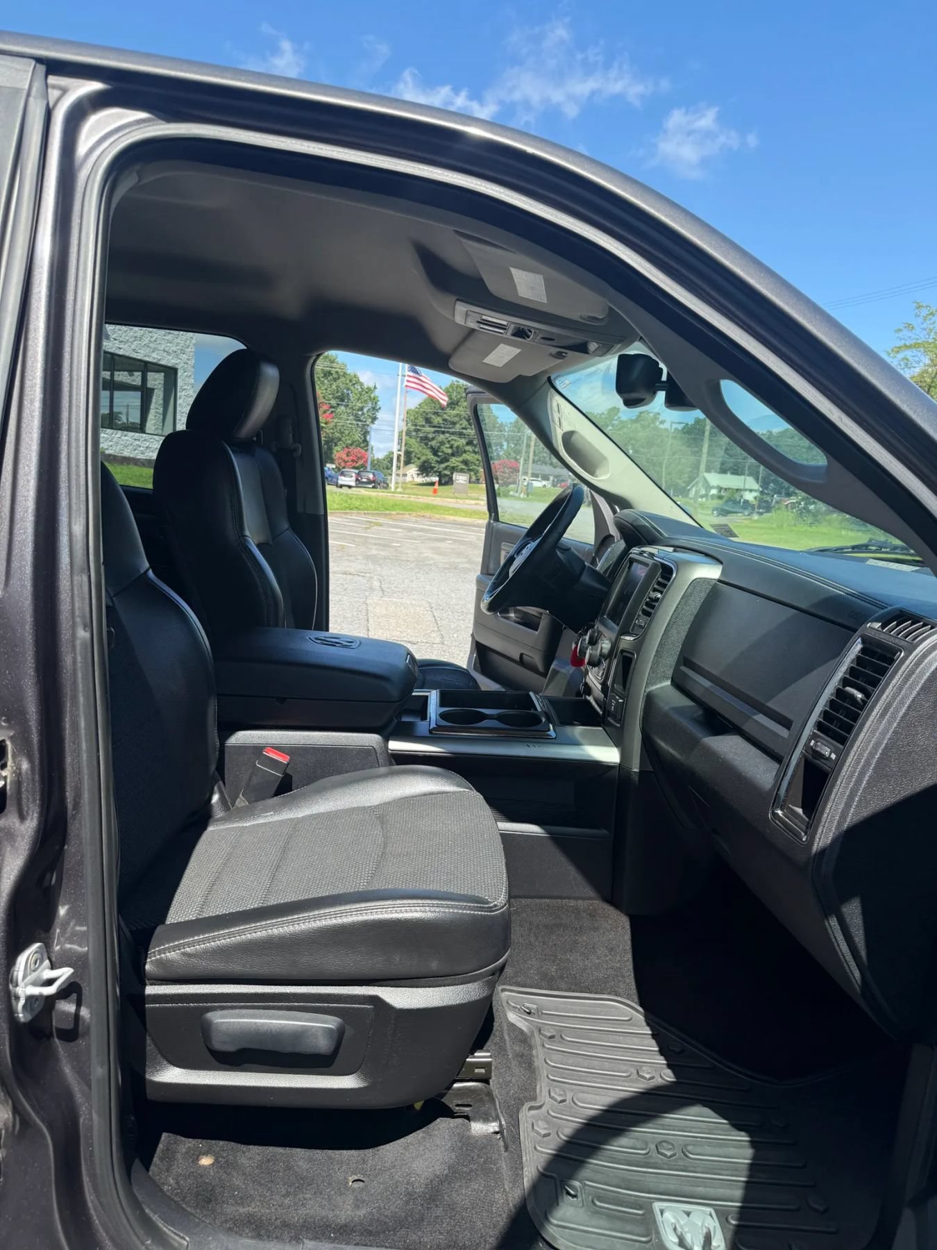 Used 2014 RAM 1500 Sport w/ Remote Start & Security Group AWD/4WD image 42