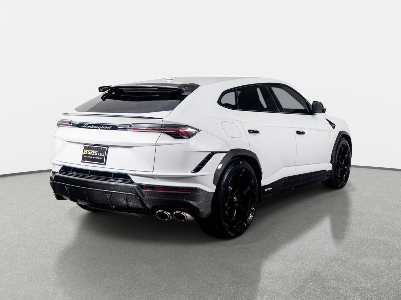 Used 2023 Lamborghini Urus Performante AWD/4WD image 18