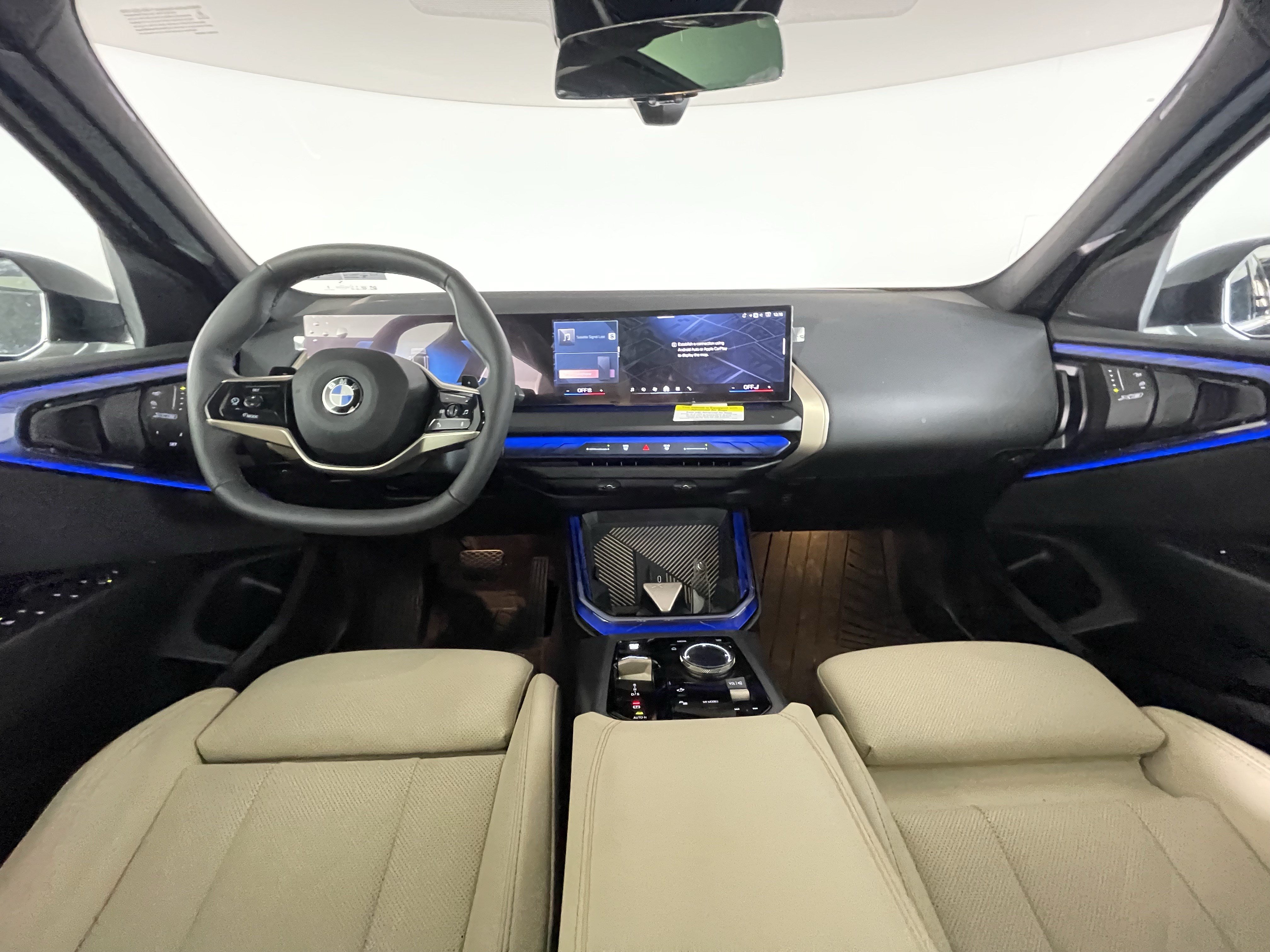 Certified 2025 BMW X3 xDrive30i w/ Premium Package AWD/4WD image 18