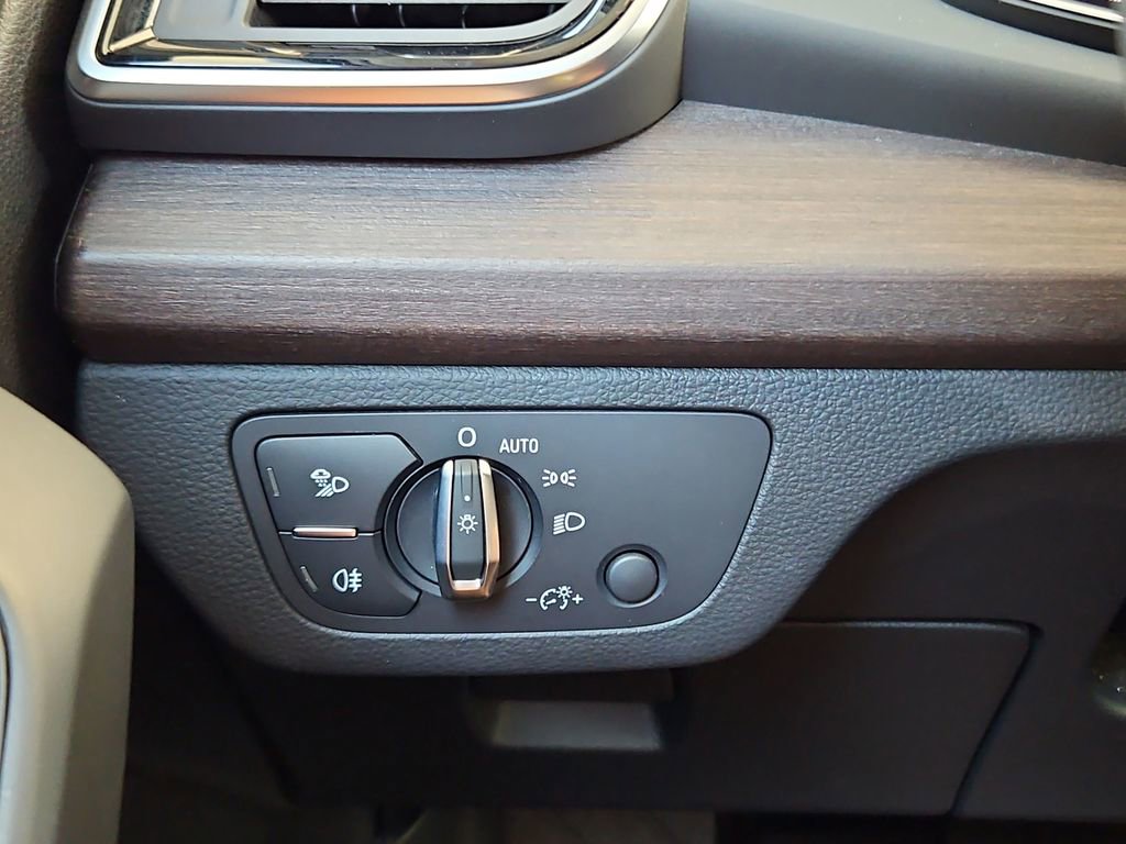 Used 2021 Audi Q5 2.0T Premium Plus w/ Premium Plus Package image 14