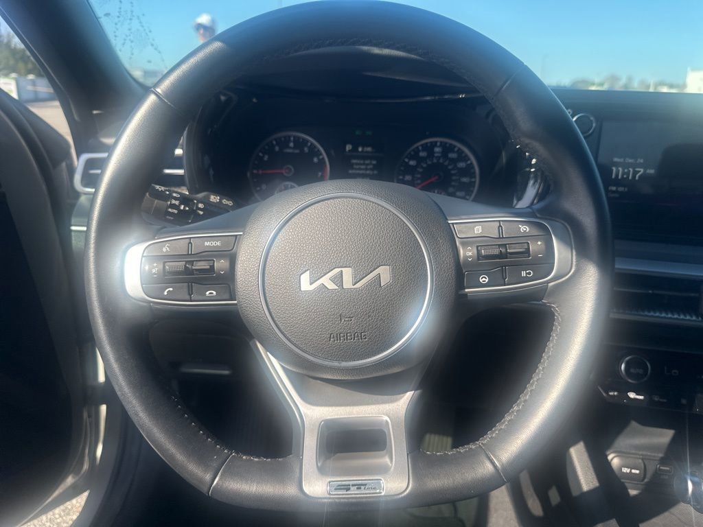 Used 2023 Kia K5 GT-Line image 15