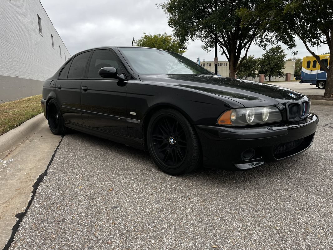 Used 2002 BMW M5 RWD image 3
