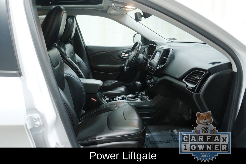 Used 2020 Jeep Cherokee Latitude Plus AWD/4WD image 15
