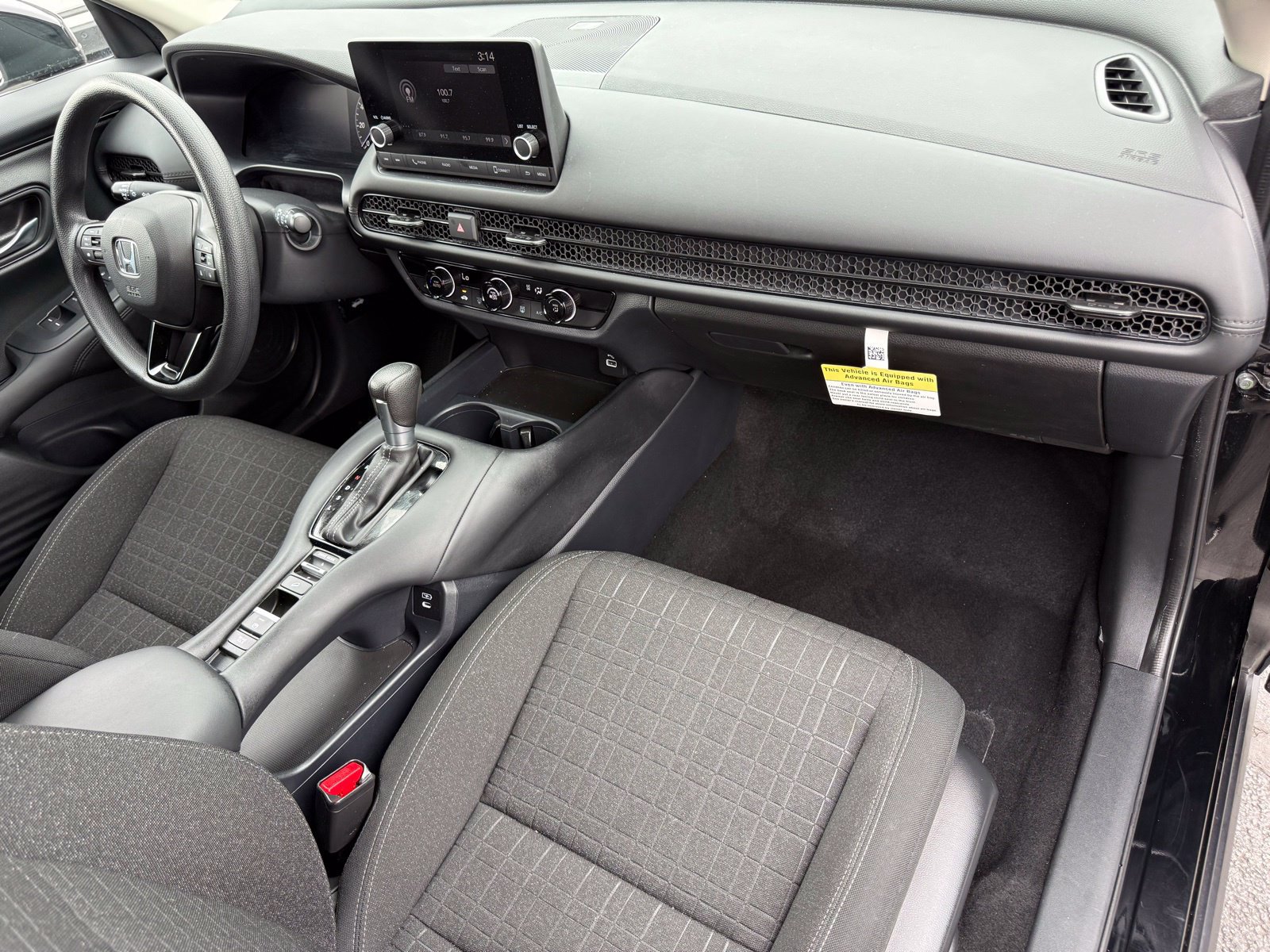 Used 2024 Honda HR-V LX image 19