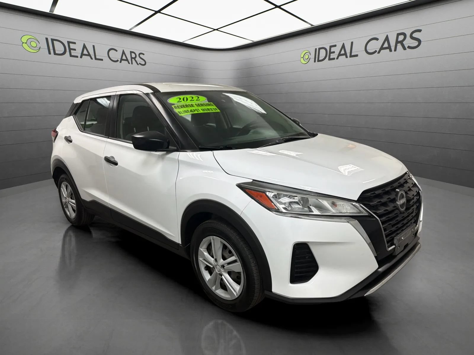 Used 2022 Nissan Kicks S FWD image 7